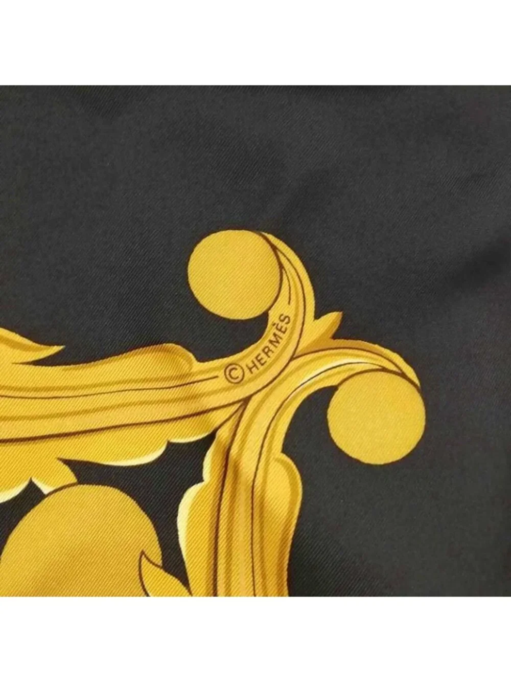 Hermes Animaux Solaires Animals of the Sun Carre 90 Large Scarf Black - Picture 6 of 9